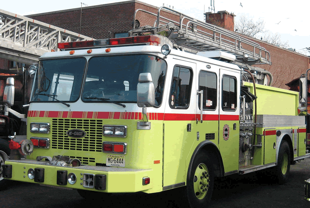 1250gpm pumper with a 55ft telesquirt boom
Photo from Tom Reiss
